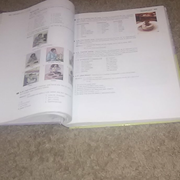 🗨️Books - Picture 3 of 7